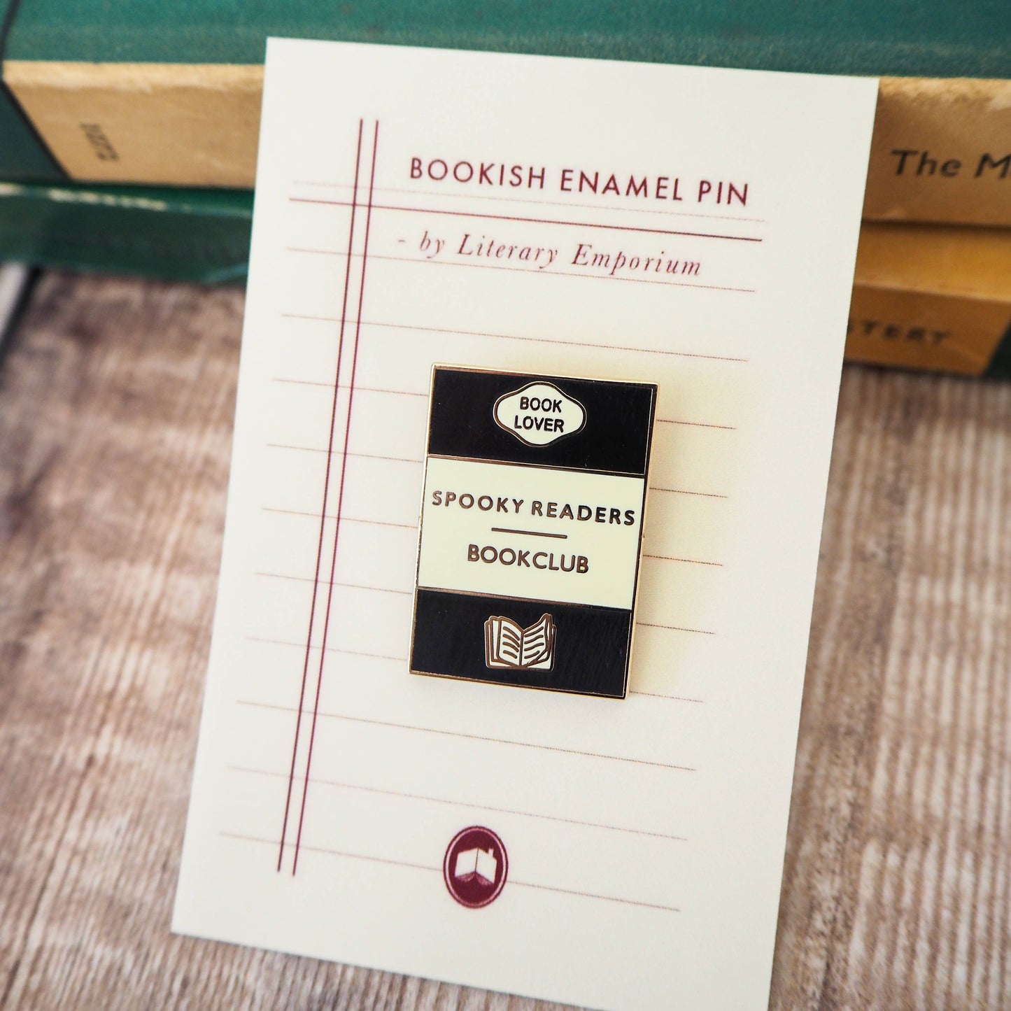 'Spooky Readers Bookclub' - Enamel Pin