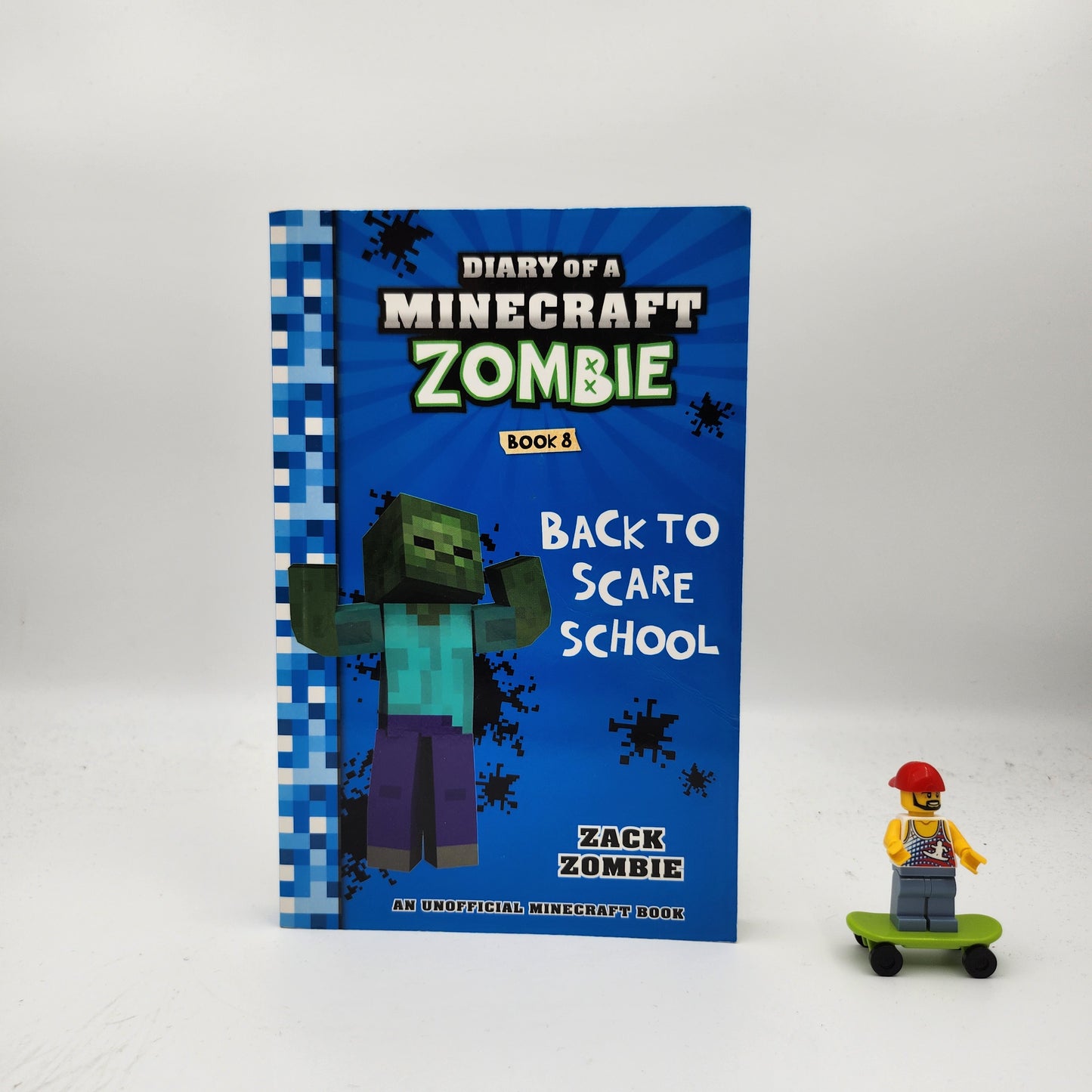 Back to Scare School (Diary of a Minecraft Zombie #8) - Zack Zombie