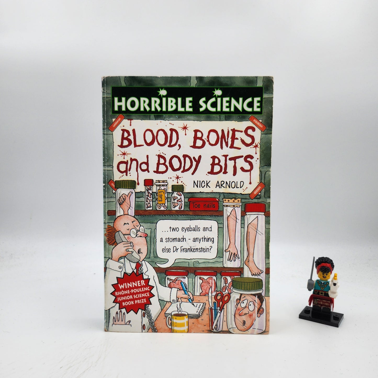Blood, Bones And Body Bits (Horrible Science)