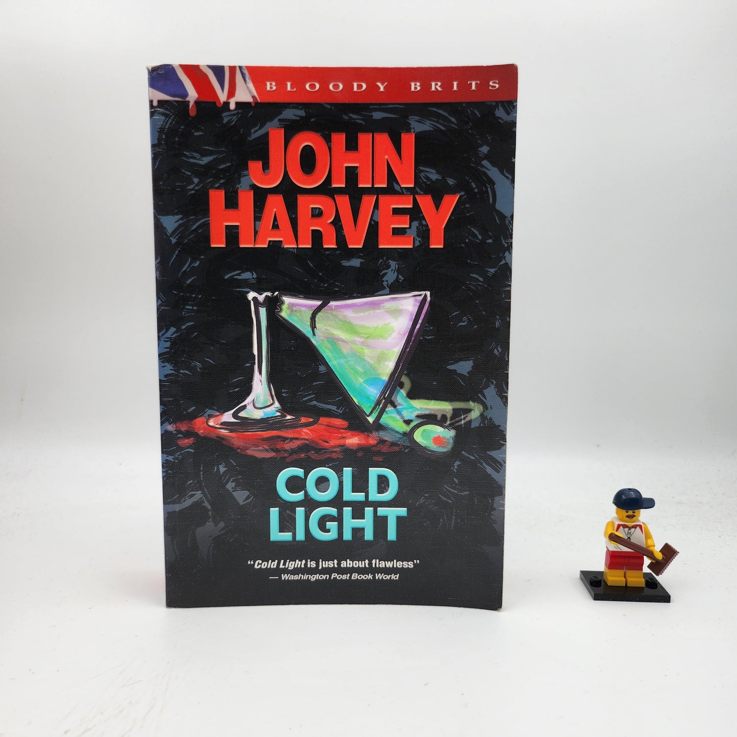 Cold Light (Charlie Resnick #6) - John Harvey