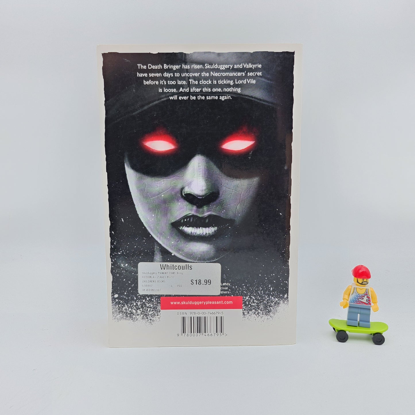 Death Bringer (Skulduggery Pleasant #6)