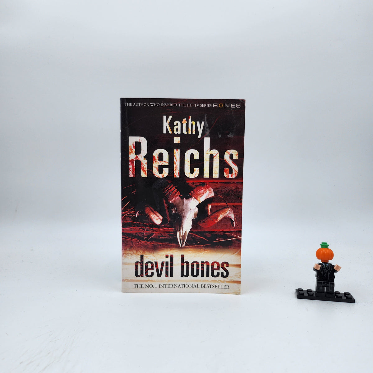 Devil Bones (Temperance Brennan #11)