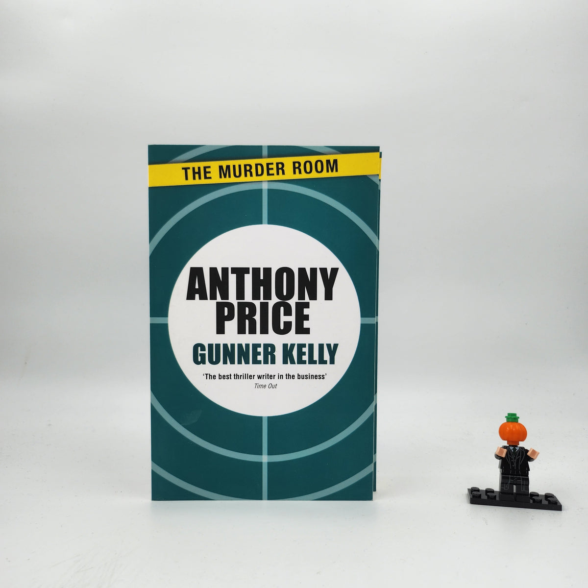 Gunner Kelly (Dr David Audley & Colonel Jack Butler #13)