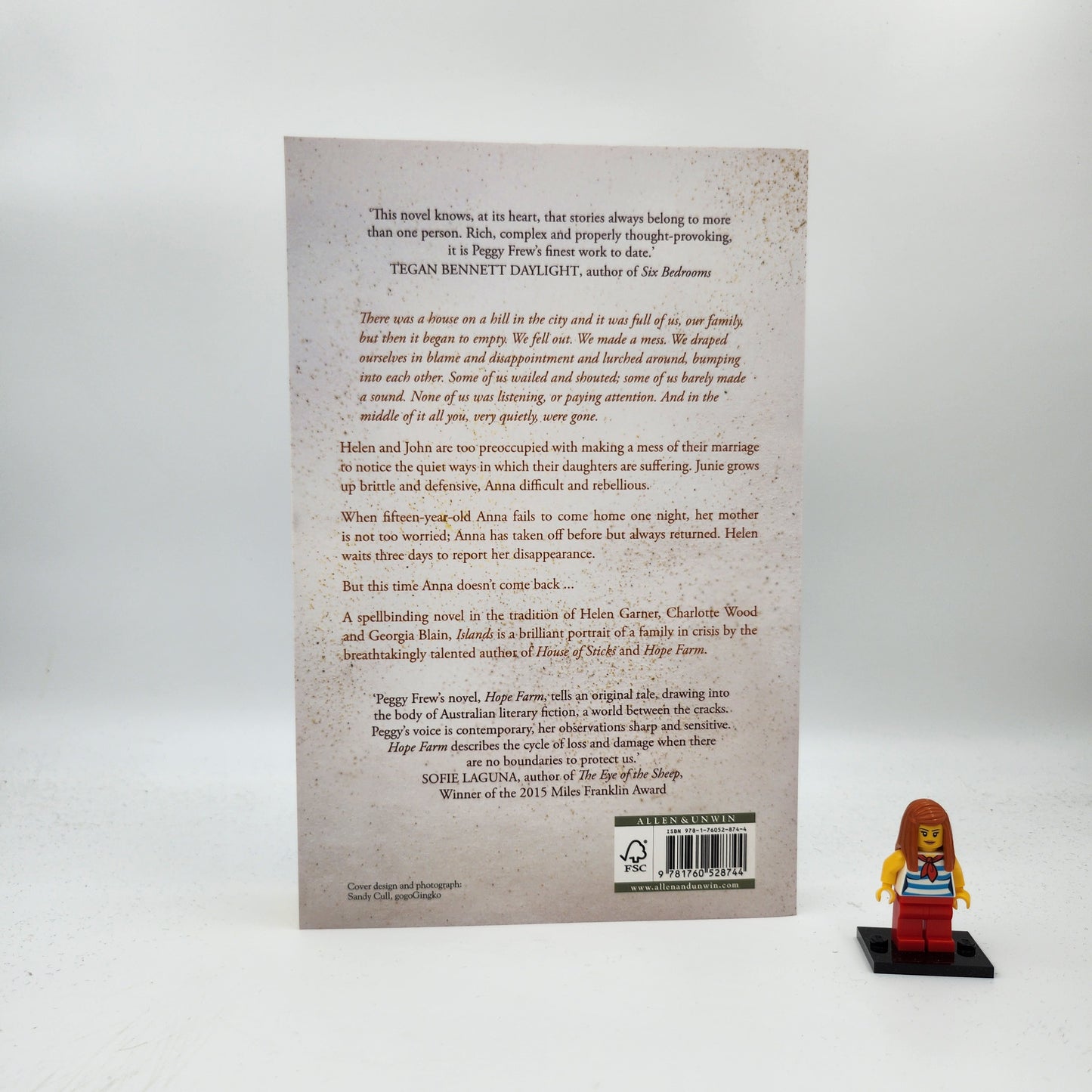 Islands - Peggy Frew