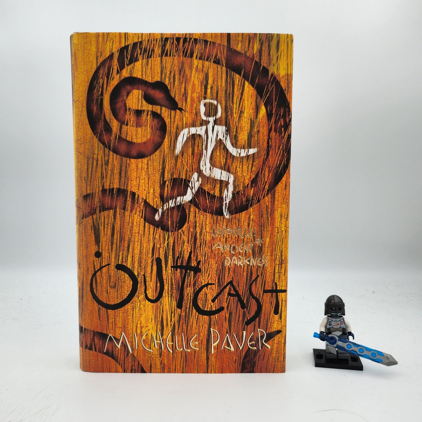 Outcast (Chronicles of Ancient Darkness #4) - Michelle Paver