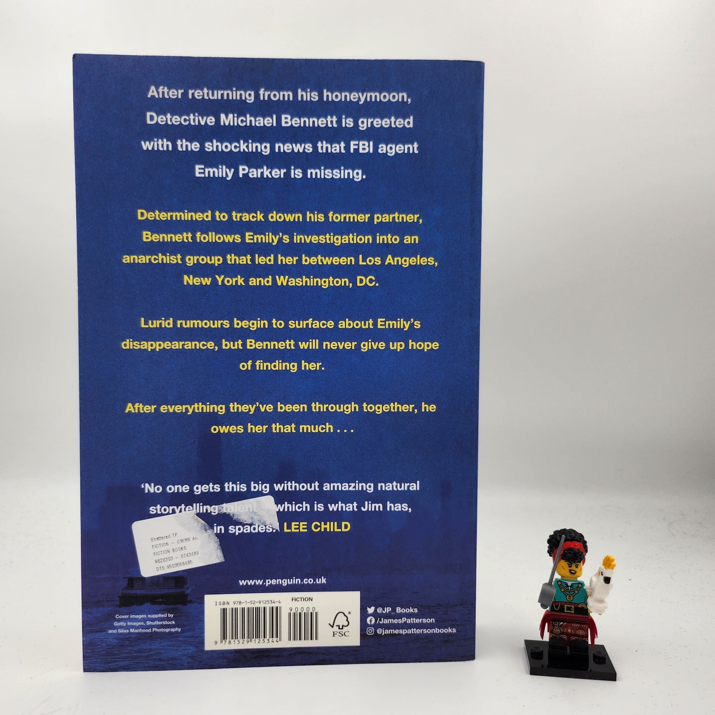 Shattered (Michael Bennett #14)- James Patterson