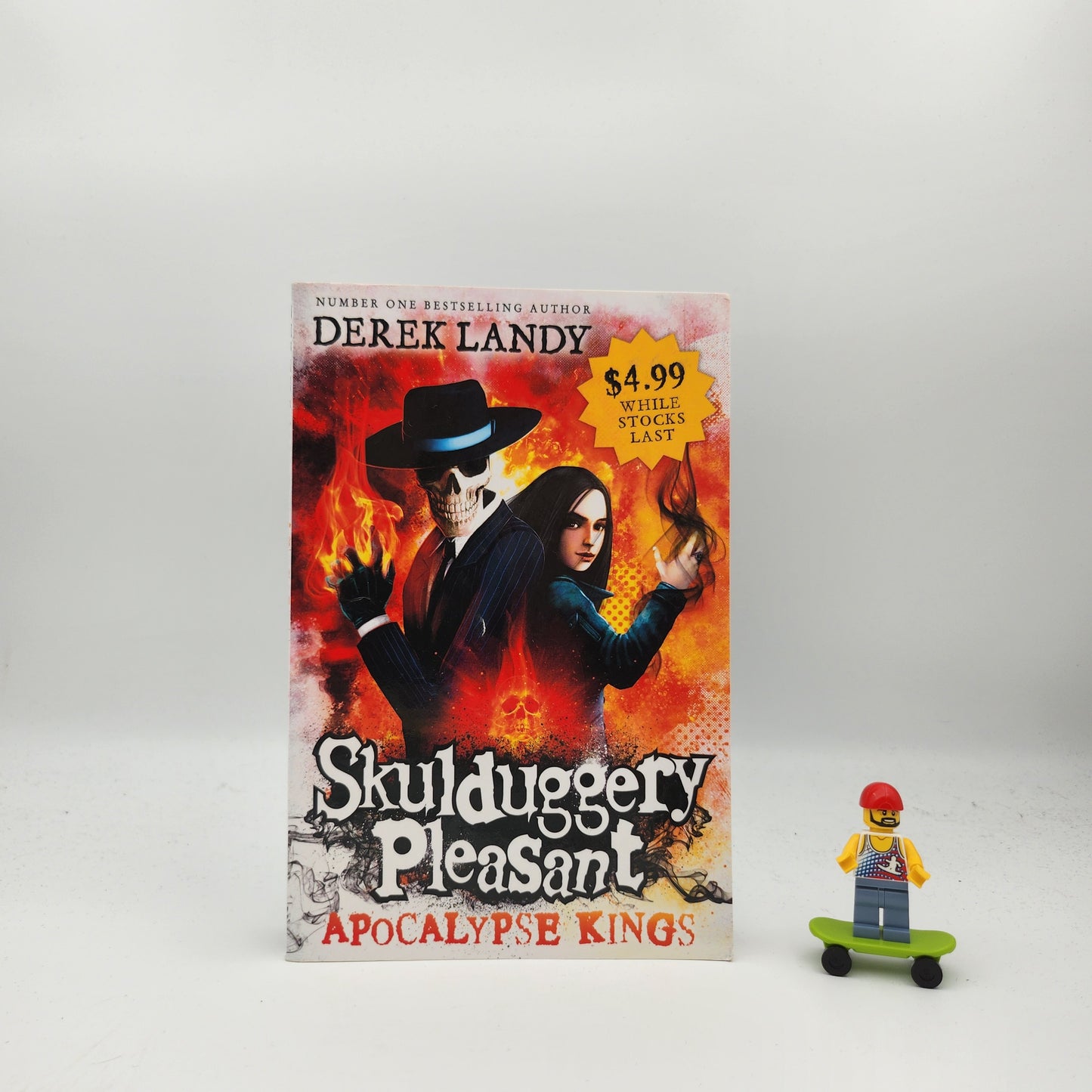 Apocalypse Kings (Skulduggery Pleasant #5.6) - Derek Landy