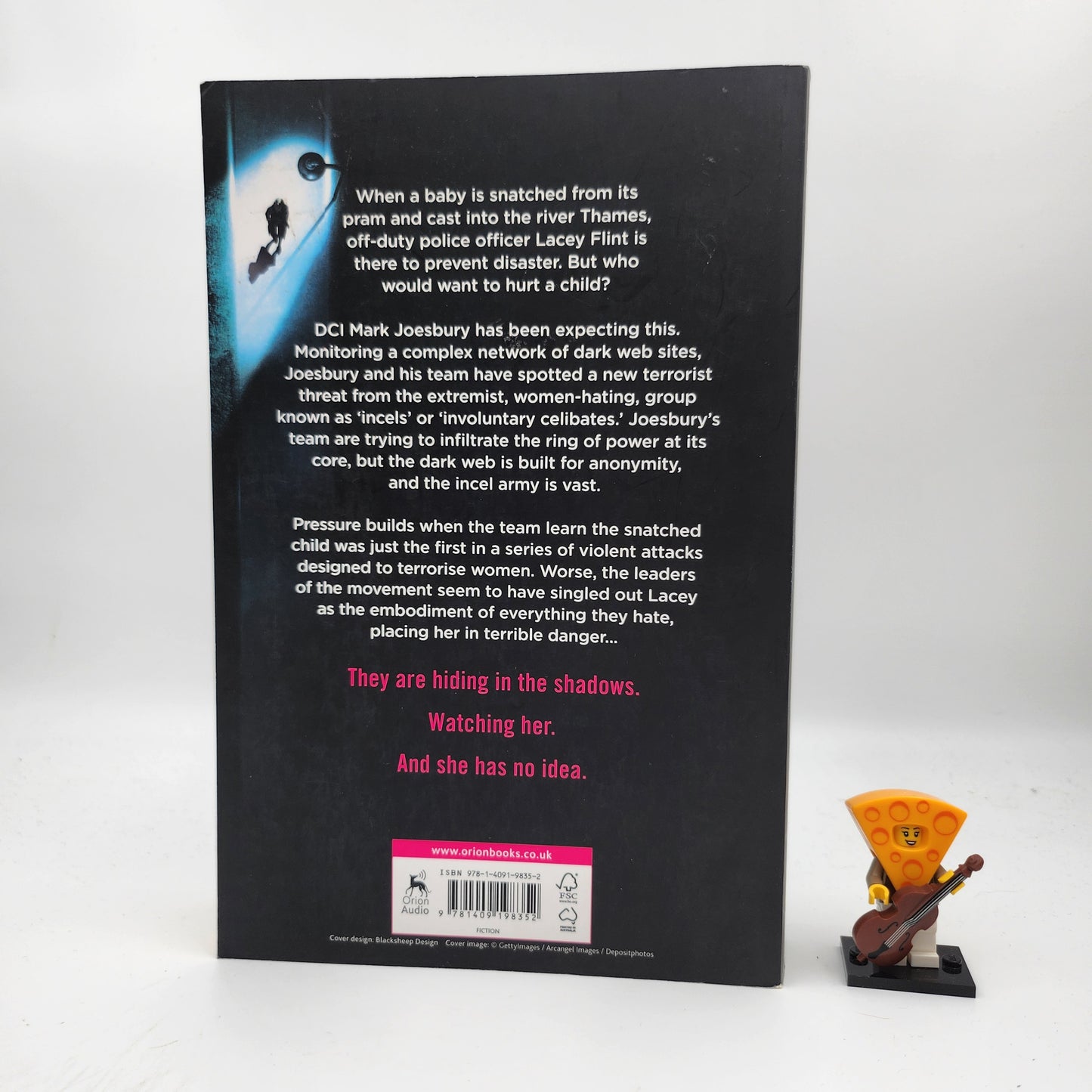 The Dark (Lacey Flint #5) - Sharon Bolton