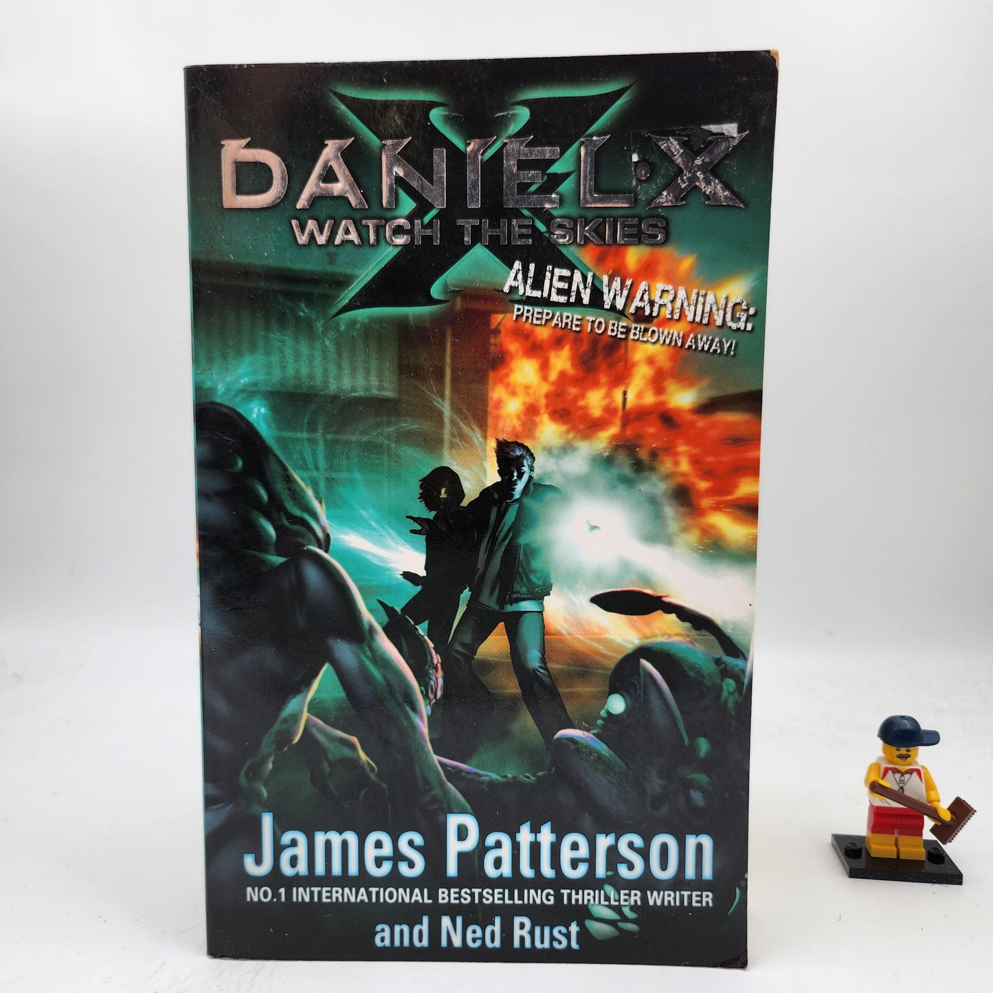 Daniel X: Watch the Skies (Daniel X #2)
