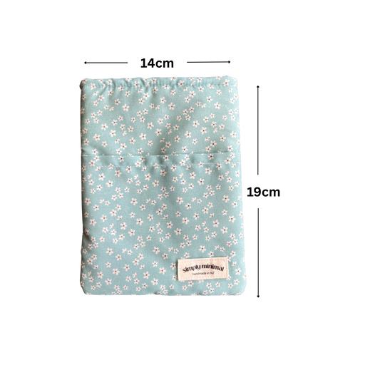 Book Sleeve - Blue Daisy