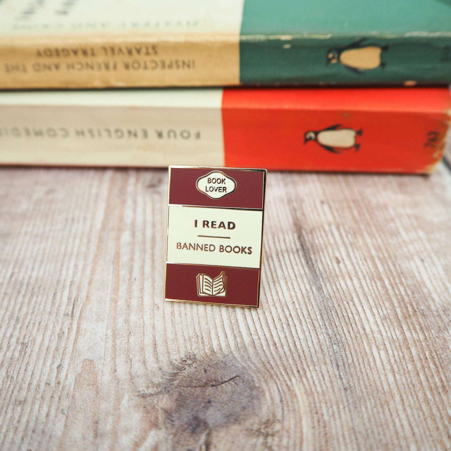 'I Read Banned Books' Enamel Pin