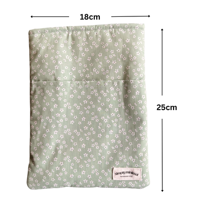 Book Sleeve - Green Daisy