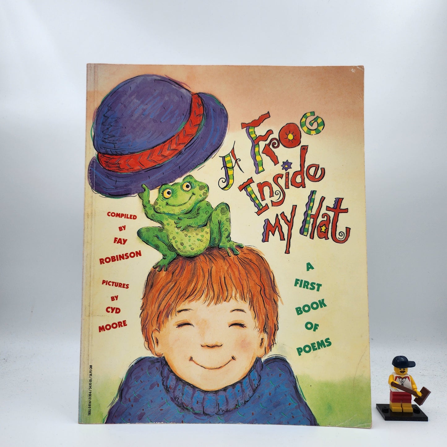 A Frog Inside My Hat: A First Book of Poems