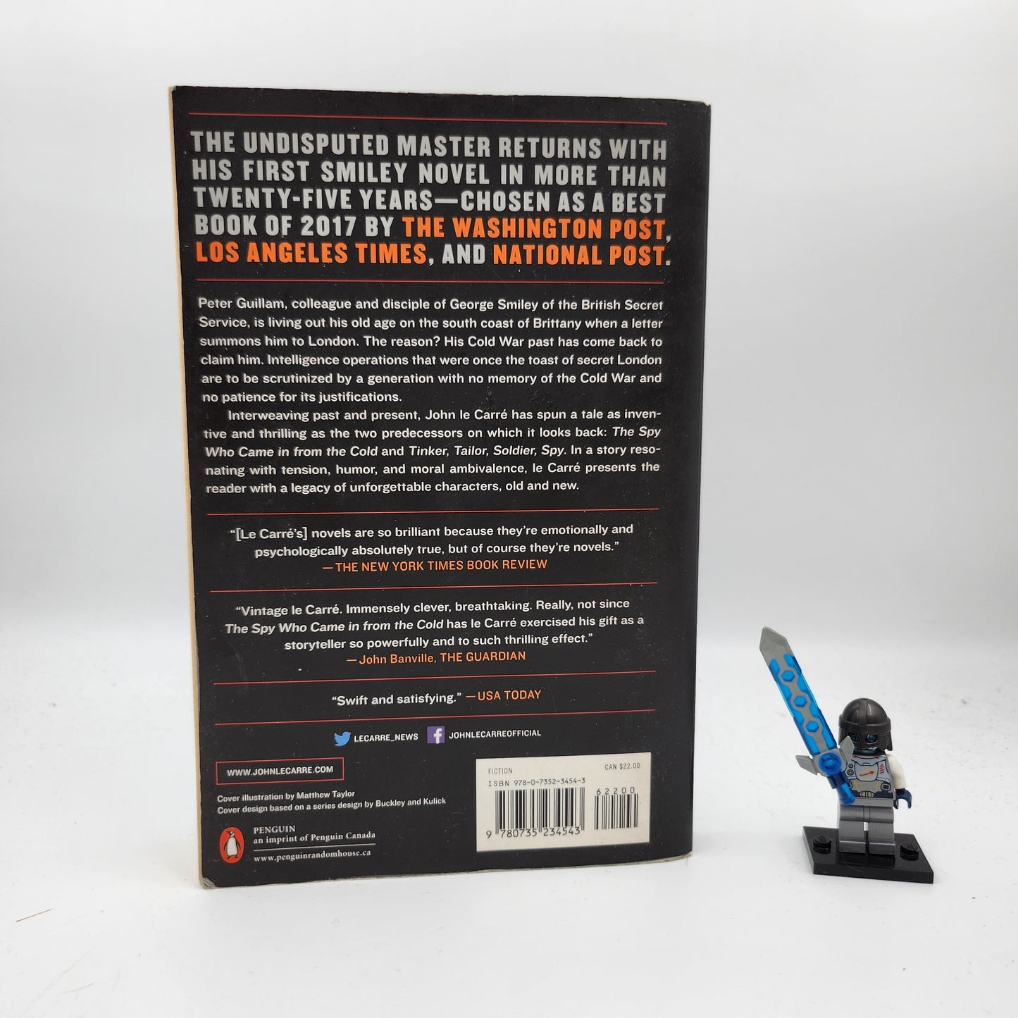 A Legacy of Spies: A Novel (George Smiley #9) - John le Carré