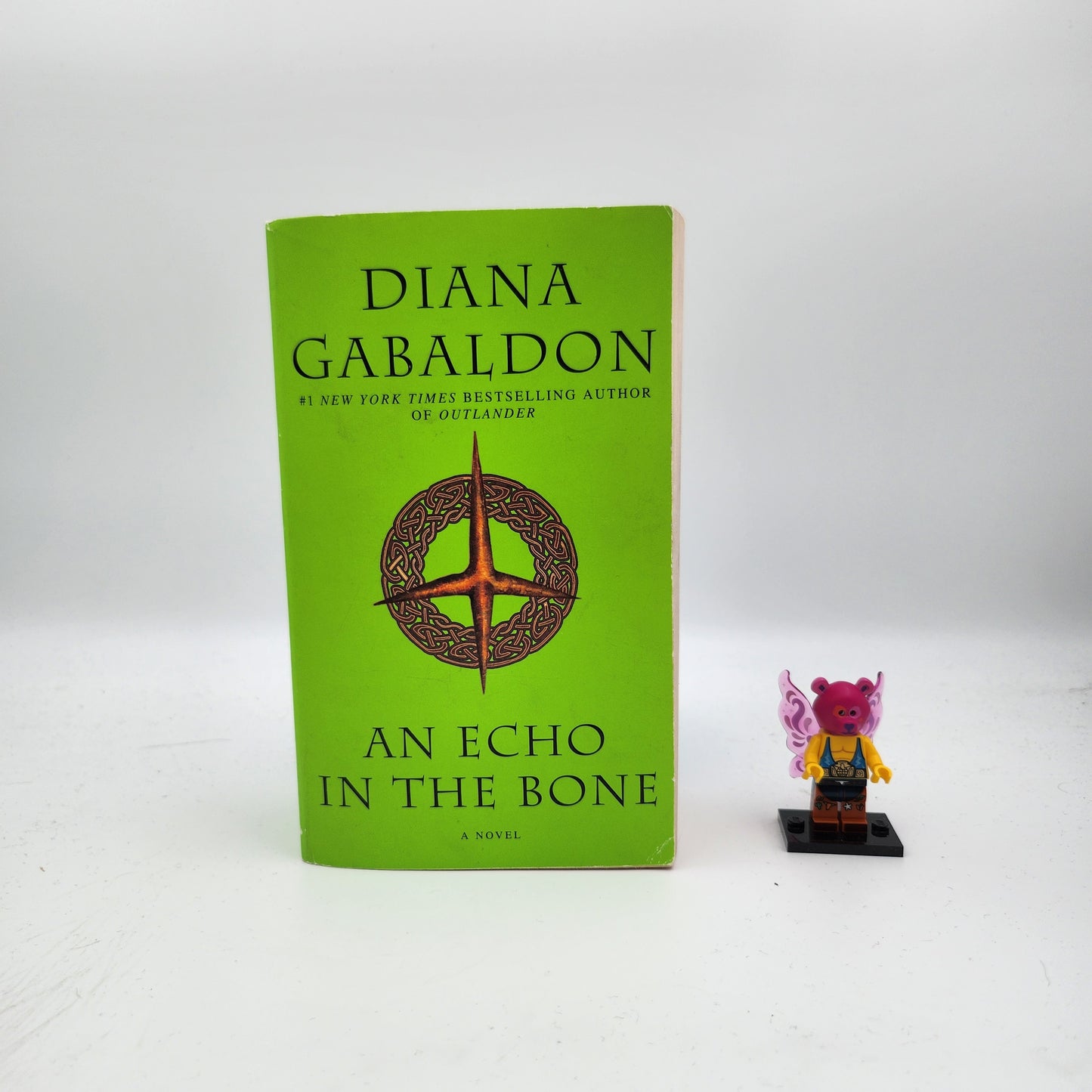 An Echo in the Bone (Outlander #7) - Diana Gabaldon