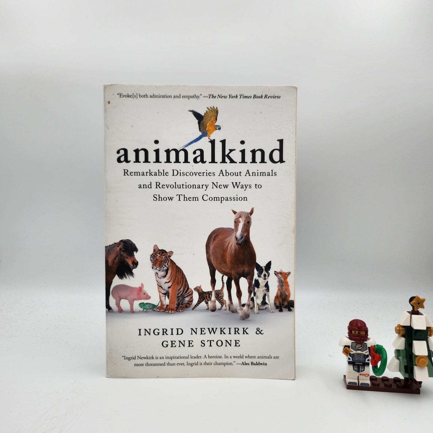 Animalkind: Remarkable Discoveries about Animals and the Remarkable Ways We Can Be Kind to Them - Ingrid Newkirk