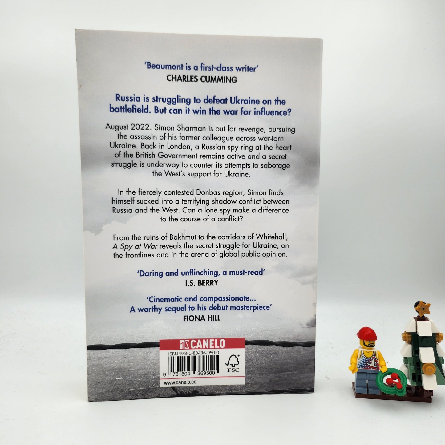 A Spy at War - Charles Beaumont