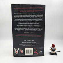 Load image into Gallery viewer, Breaking Dawn (The Twilight Saga #4) - Stephenie Meyer
