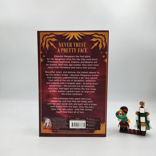 Castles in their Bones (Castles in Their Bones #1) - Laura Sebastian