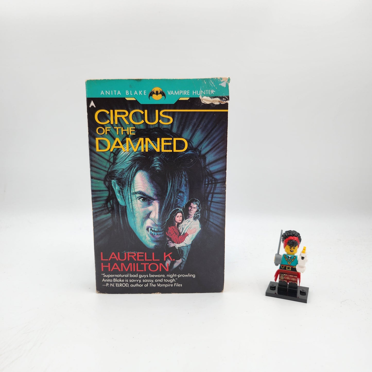 Circus of the Damned (Anita Blake, Vampire Hunter #3)