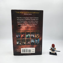 Load image into Gallery viewer, City of Bones (Mortal Instruments #1) - Cassandra Clare
