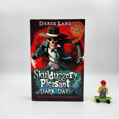 Dark Days (Skulduggery Pleasant #4)