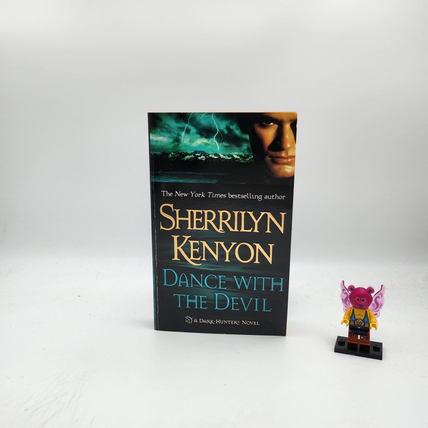 Dark-Hunter #1-#22 - Sherrilyn Kenyon