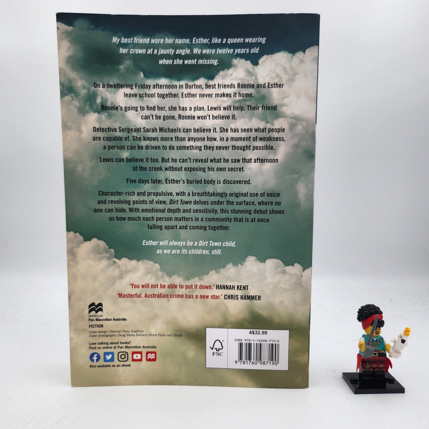 Dirt Town - Hayley Scrivenor