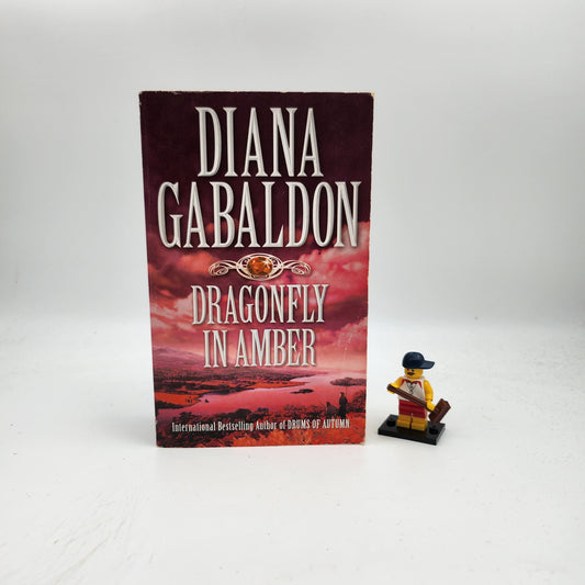 Dragonfly in Amber (Outlander #2) - Diana Gabaldon