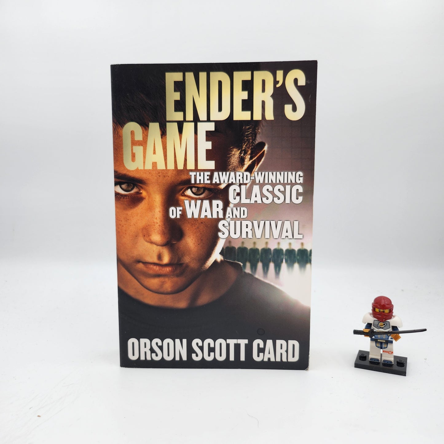 Ender's Game (Ender's Saga #1) - Orson Scott Card