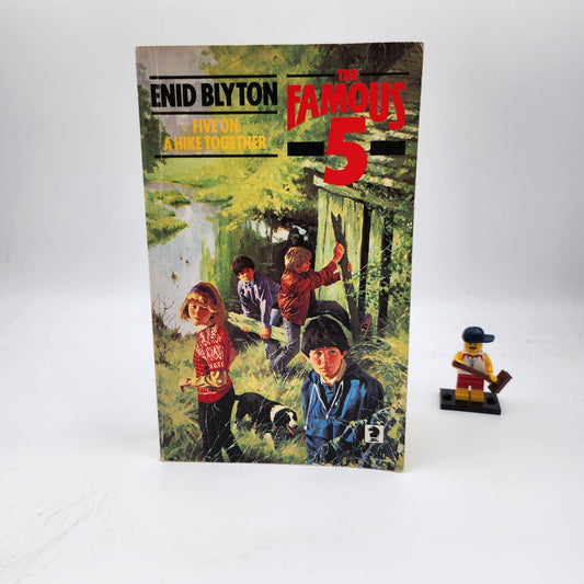 Five on a Hike Together (Famous Five #10)