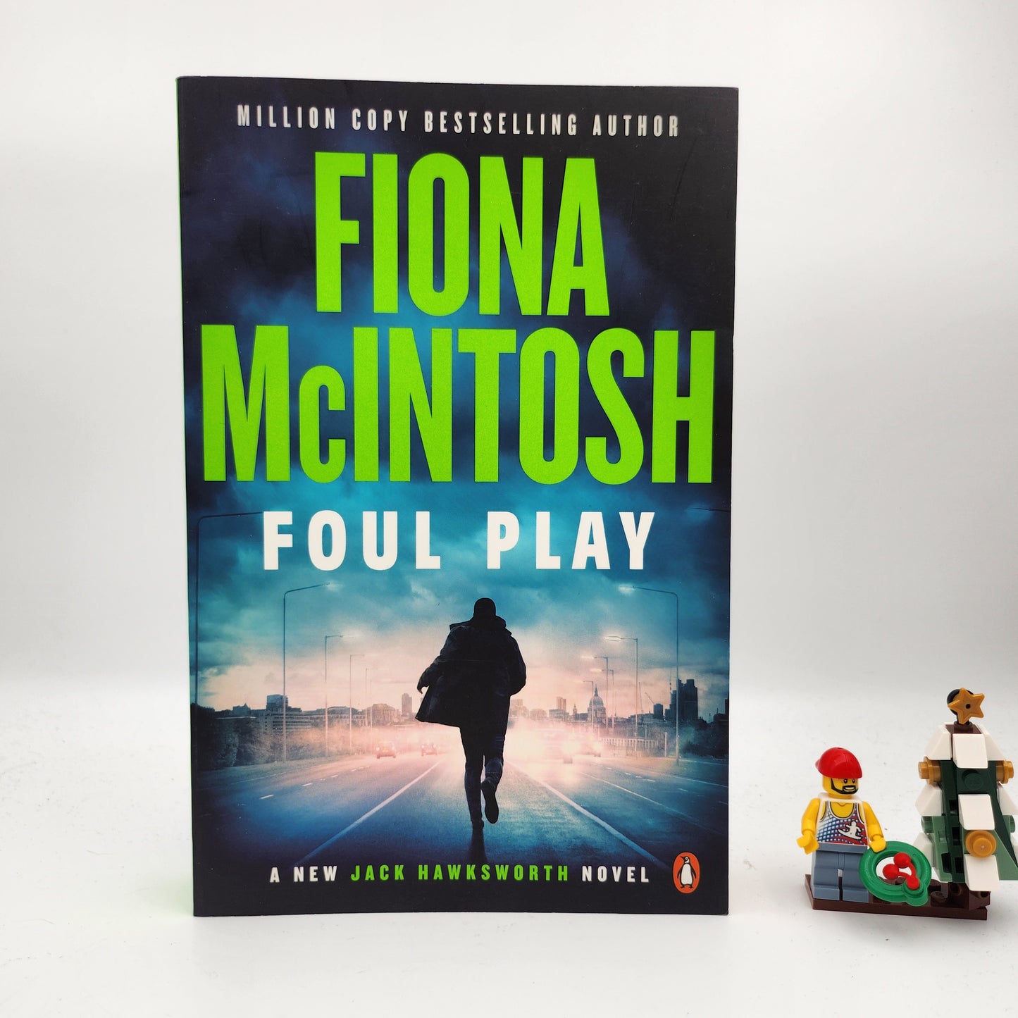 Foul Play (DCI Jack Hawksworth #5) - Fiona McIntosh