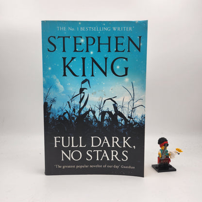 Full Dark, No Stars