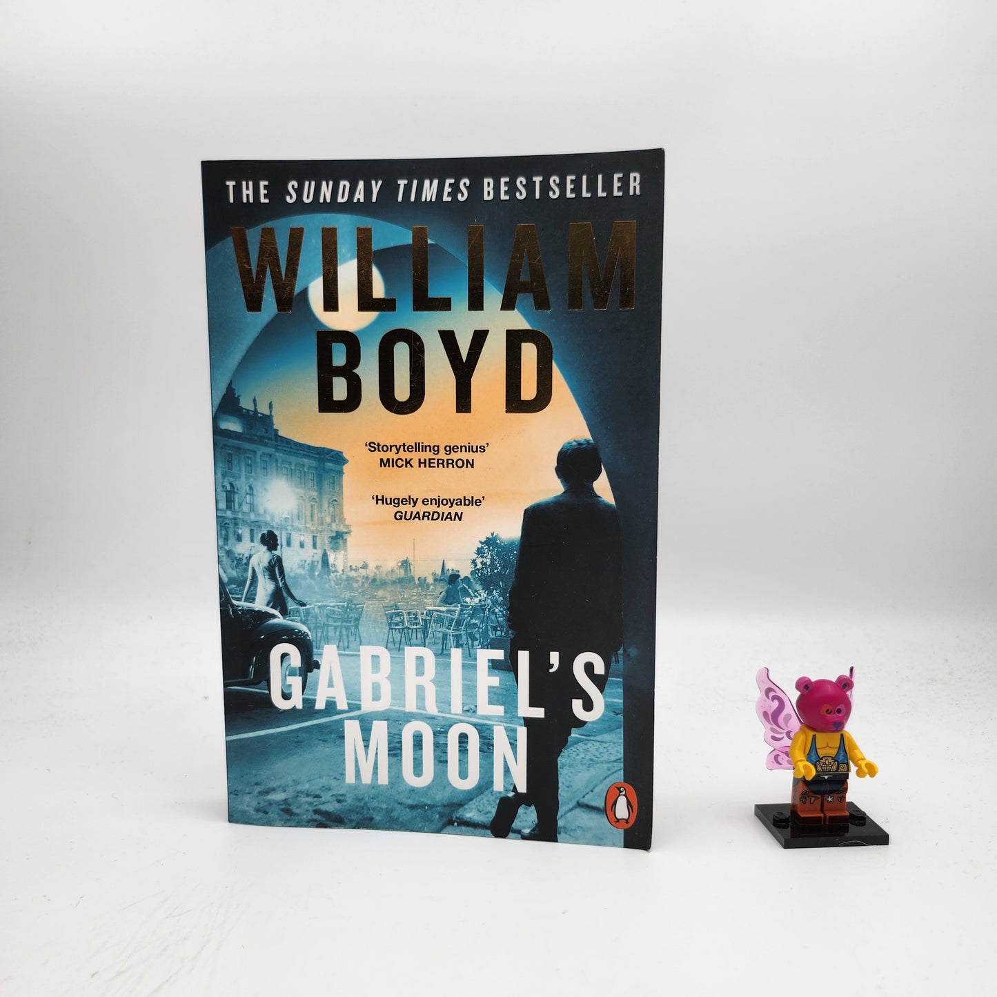 Gabriel's Moon (Gabriel Dax #1)