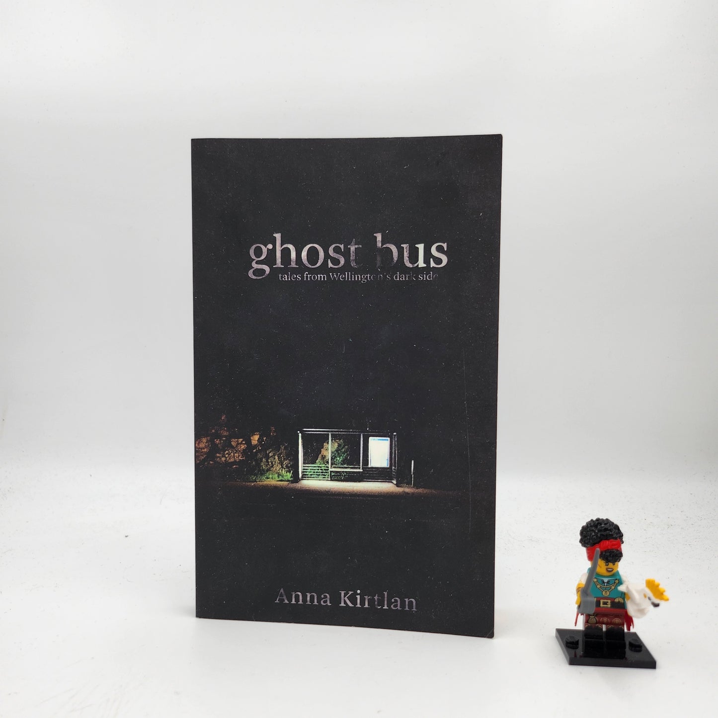 Ghost bus - Tales from Wellington's Dark Side