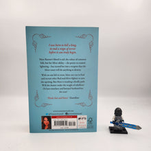 Load image into Gallery viewer, Glass Sword (Red Queen #2) - Victoria Aveyard
