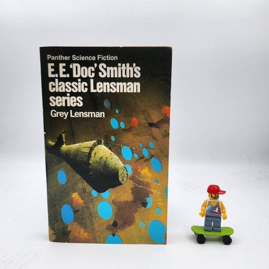 Grey Lensman (Lensman #4)
