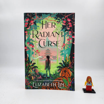 Her Radiant Curse (Six Crimson Cranes #0) - Elizabeth Lim