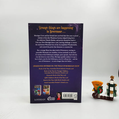 Hollowpox: The Hunt for Morrigan Crow (Nevermoor #3) - Jessica Townsend