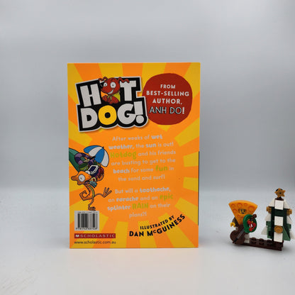 Hot Dog! Beach Time! (Hot Dog! #10) - Anh Do