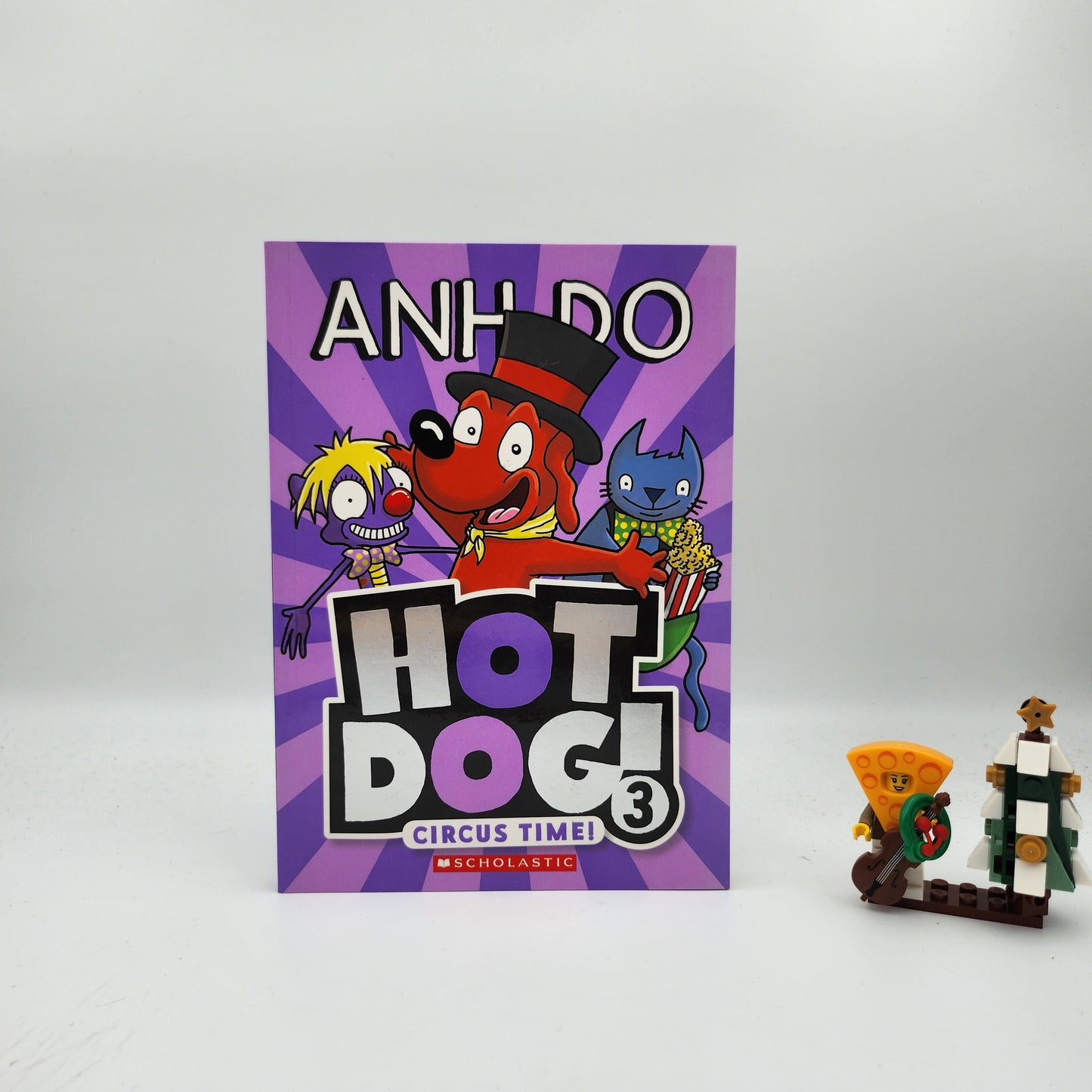 HotDog! Circus Time! (Hot Dog! #3) - Anh Do
