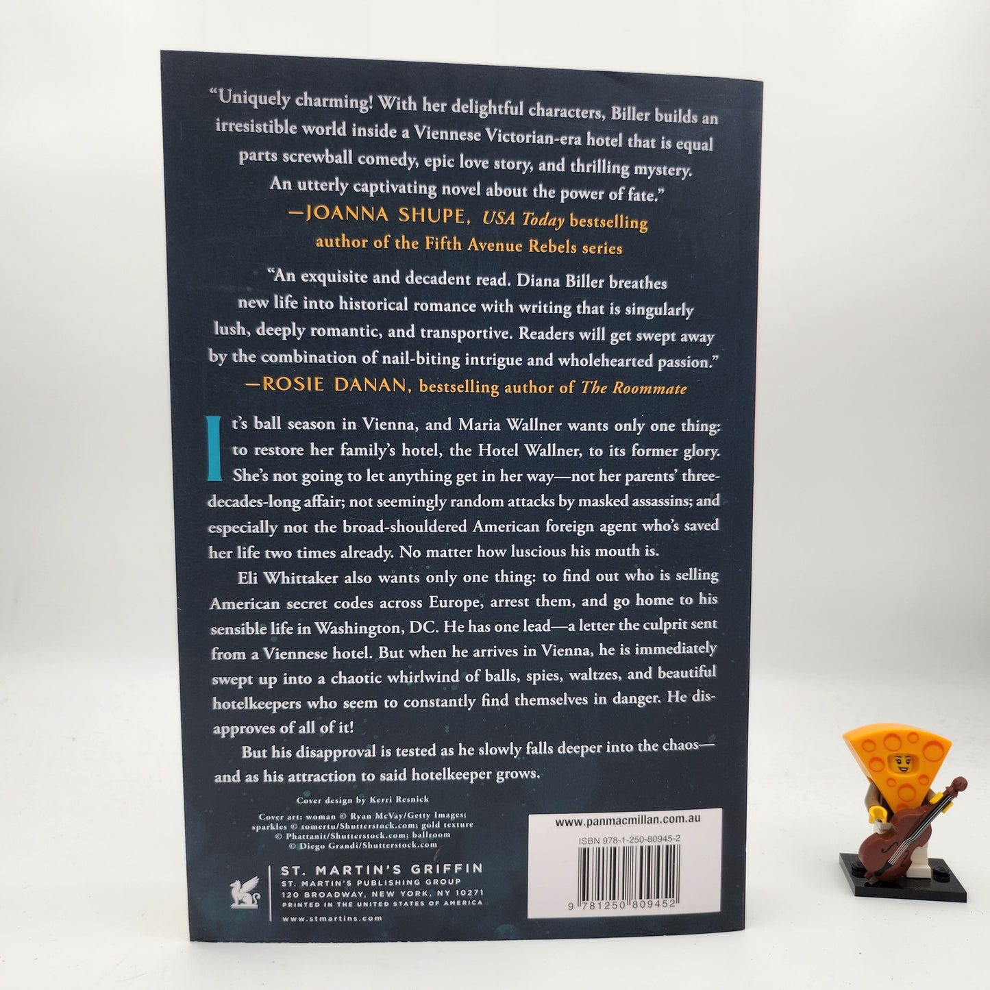 Hotel of Secrets - Diana Biller