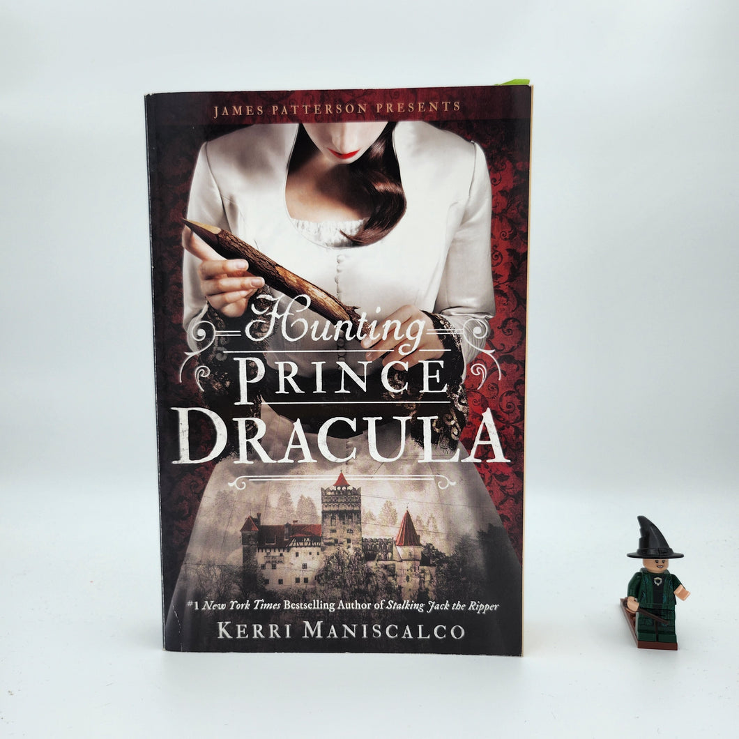 Hunting Prince Dracula (Stalking Jack the Ripper #2) - Kerri Maniscalco