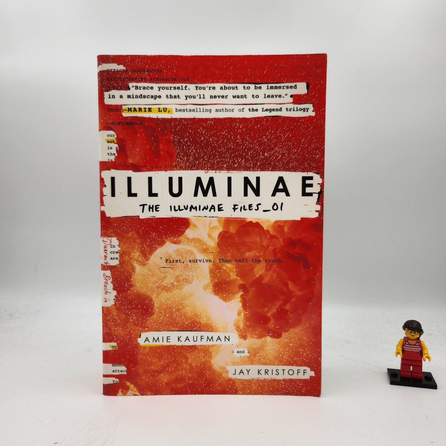 Illuminae (The Illuminae Files #1)