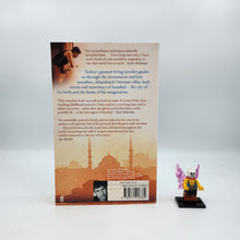 Load image into Gallery viewer, Istanbul: Memories and the City - Orhan Pamuk
