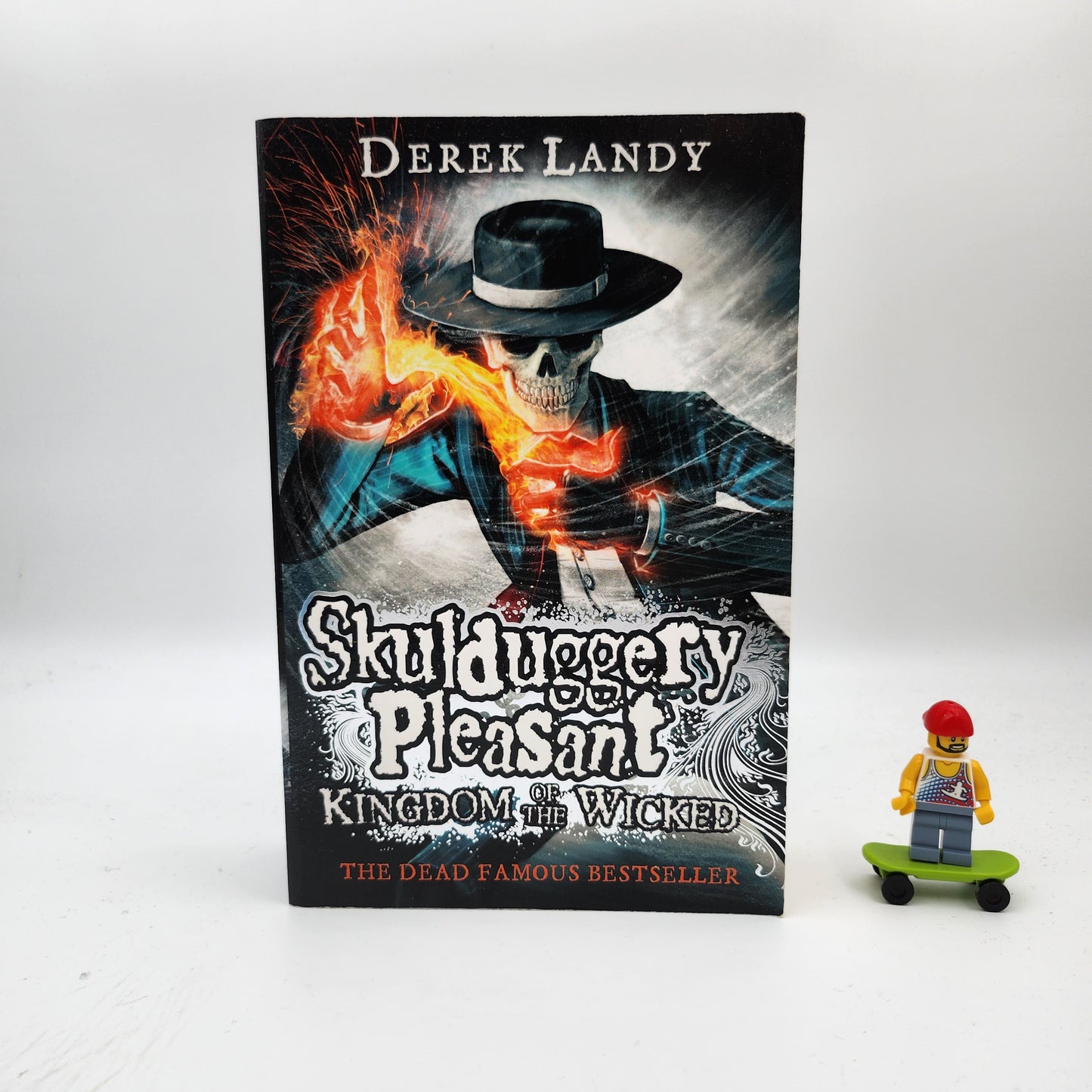 Kingdom of the Wicked (Skulduggery Pleasant #7) -