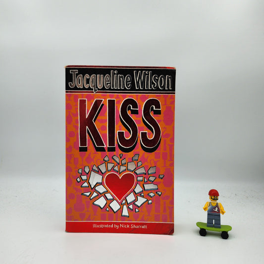 Kiss - Jacqueline Wilson