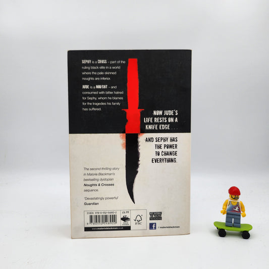 Knife Edge (Noughts and Crosses #2)