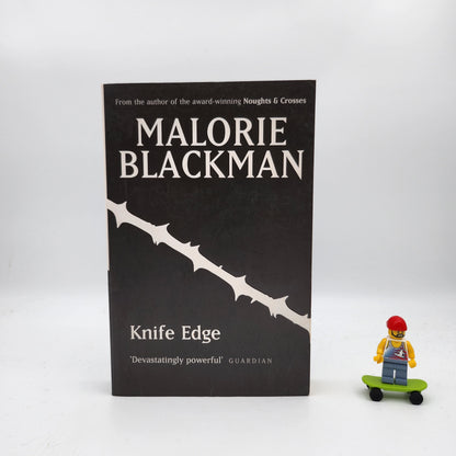 Knife Edge (Noughts and Crosses #2)