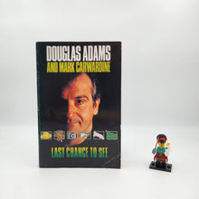 Load image into Gallery viewer, Last Chance to See - Douglas Adams &amp; Mark Carwardine
